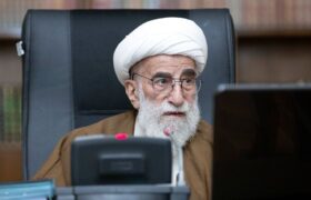 حل مشکلات کشور در گرو تحقق شعار سال است