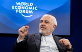 معاون وزیر خارجه: ظریف در داووس دستور کار مذاکراتی با هیچ طرفی نداشته است