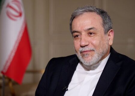 پیام تبریک عراقچی به مناسبت روز ارتش جمهوری اسلامی ایران