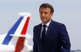 رئیس‌جمهور فرانسه: مذاکره با پوتین در زمان مناسب ممکن است