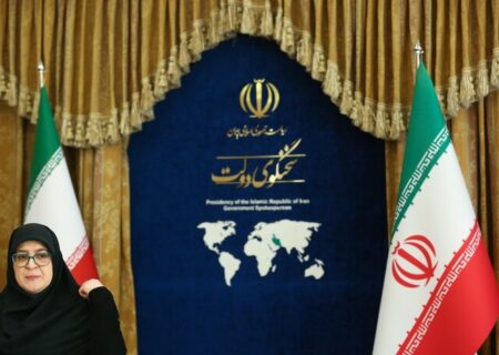 مهاجرانی: درآمد حاصل از افزایش قیمت بنزین برای ارتقای معیشت مردم هزینه خواهد شد