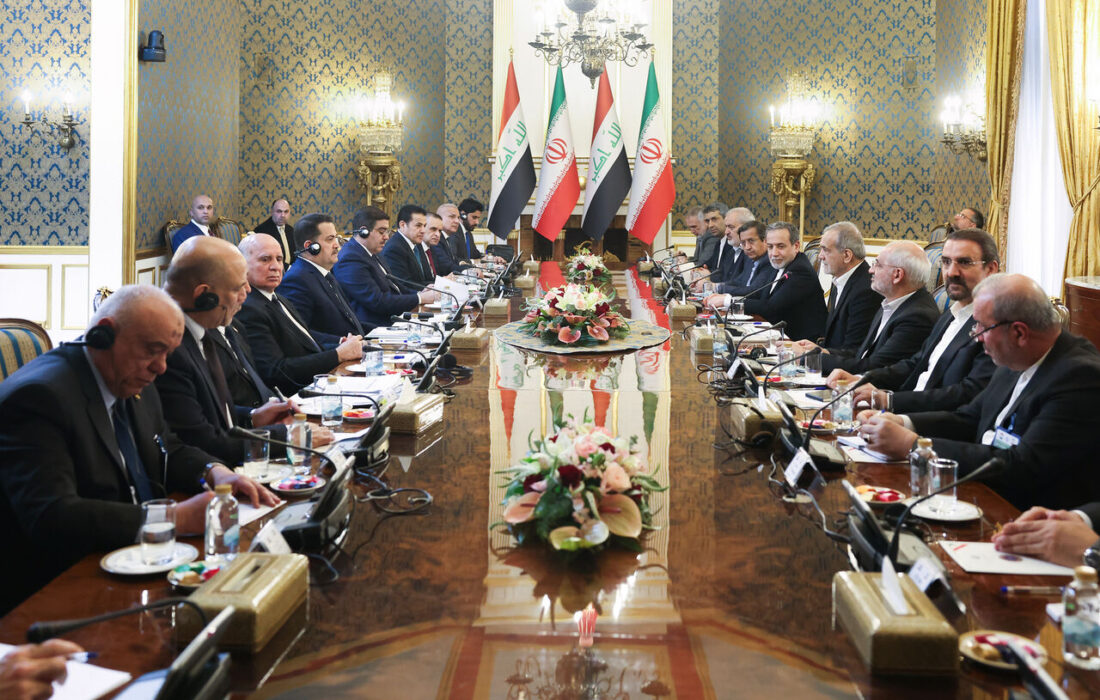 پزشکیان: موقعیت جغرافیایی ایران و عراق برای تشکیل یک هاب منطقهای اقتصادی بینظیر است