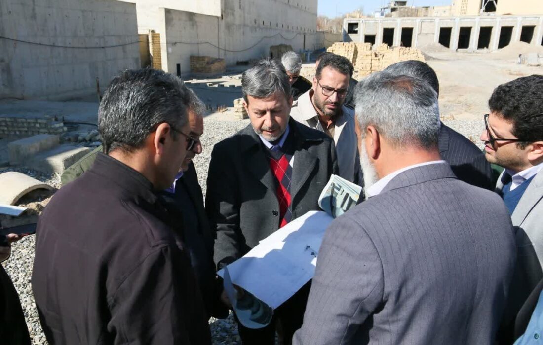 استاندار اصفهان بر تعیین تکلیف پروژه دانشگاه هنر در فلاورجان تاکید کرد