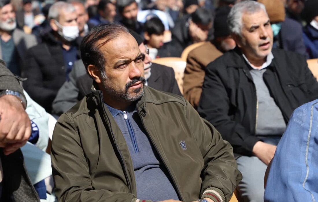 رئیس شورای اسلامی زرین شهر از حضور حماسی مردم در راهپیمایی ۲۲ بهمن تشکر کرد