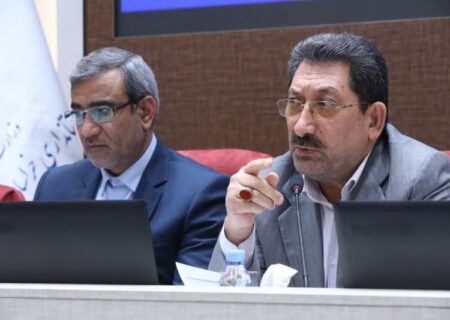 اتابک: برخی از سیاست های برگشت ارز مغایر با تجارت است