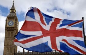 استارمر: برای پایان دولت مادورو اشک نمی‌ریزیم