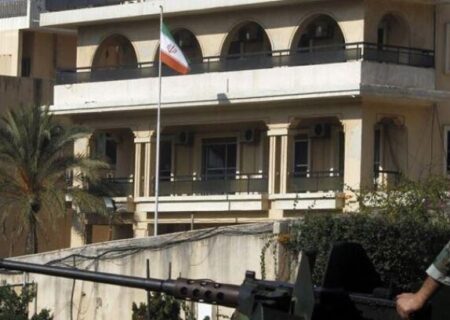 اخراج مسافران ایرانی شایعه و بی‌اساس است