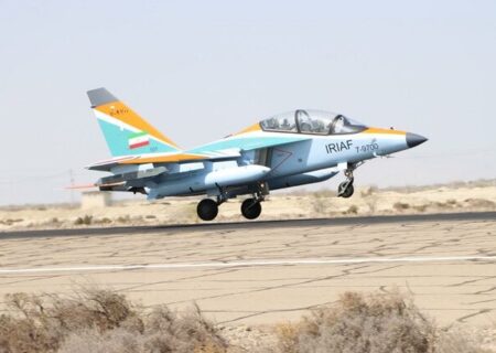 اولین حضور عملیاتی «جنگنده یاک ۱۳۰» در رزمایش مشترک ذوالفقار ۱۴۰۳ ارتش