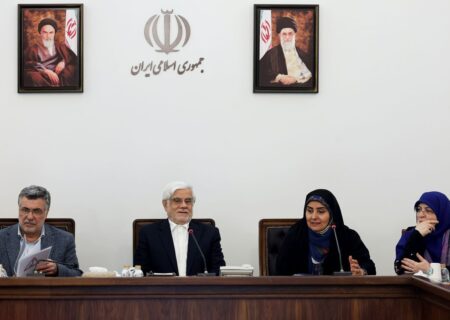 عارف بر لزوم اخذ تصمیمات قاطع مدیریتی برای کاهش آمار تلفات جاده‌ای تاکید کرد