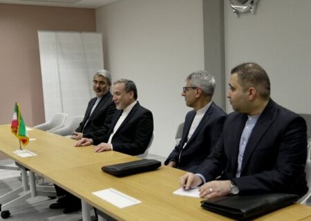 عراقچی بر حمایت از دولت و مردم کوبا در برابر اقدامات یکجانبه آمریکا تاکید کرد