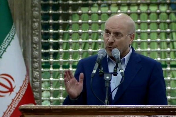 به هیچ بهانه‌ای حق نداریم با عملکرد خودمان اعتماد به نفس را از ملت بگیریم