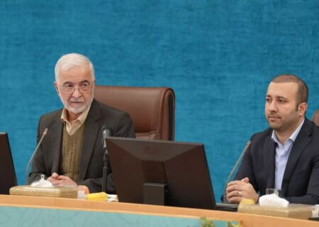 مومنی: از انتقادهای سازنده رسانه‌ها استقبال می‌کنیم