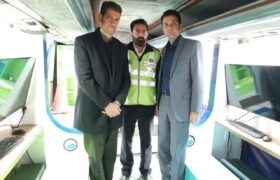 استقرار نخستین اتوبوس سیار آموزشی پلیس راه کشور در عوارضی کاشان