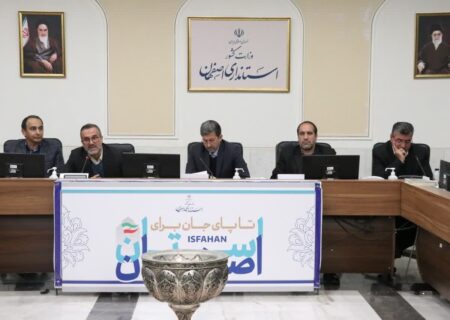 صالحی: تلاش استانداری برای حل مشکل آب با پشتیبانی مردم به نتیجه می‌رسد