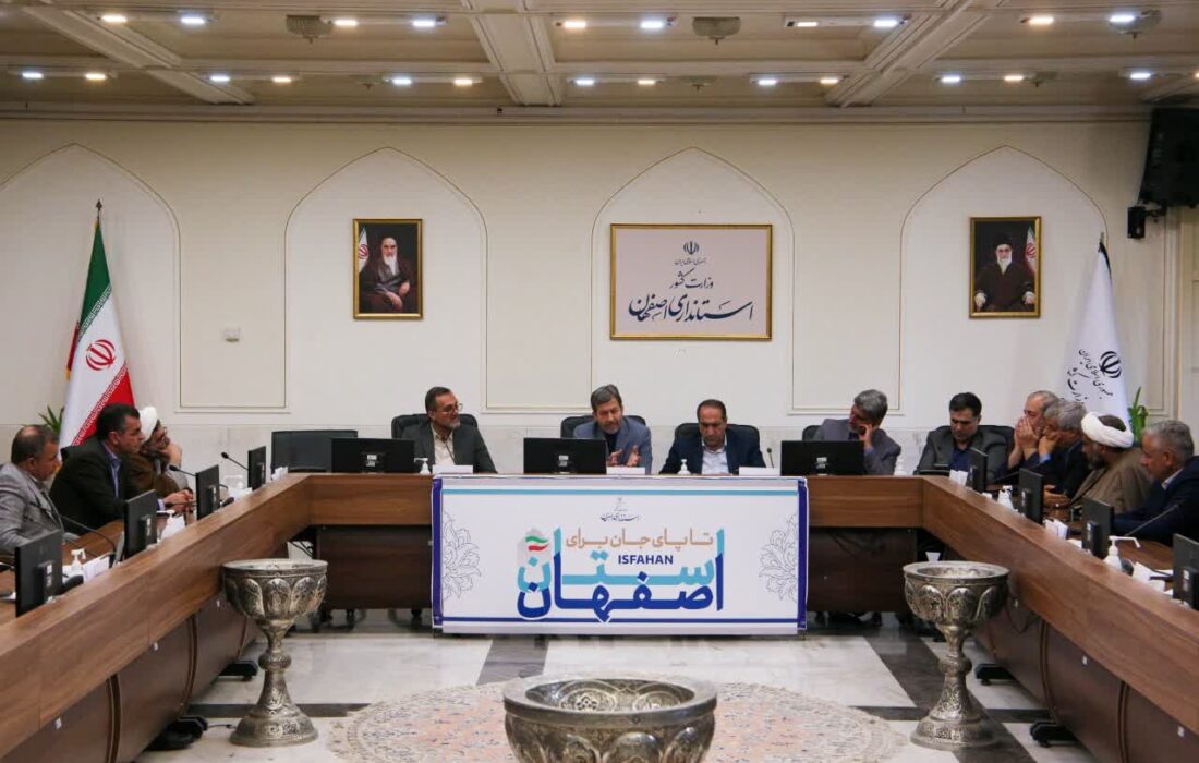 استاندار اصفهان: لزوم همدلی و امیدواری بین فرزندان شاهد به عنوان “سرمایه‌های نمادین انقلاب”