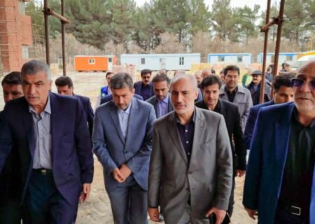 بازدید معاون رئیس جمهور و رئیس سازمان برنامه و بودجه از شهرستان برخوار