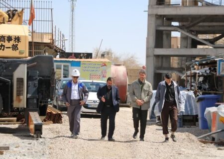 معاون عمرانی استانداری اصفهان بر تکمیل به‌موقع خط دو متروی اصفهان تأکید کرد