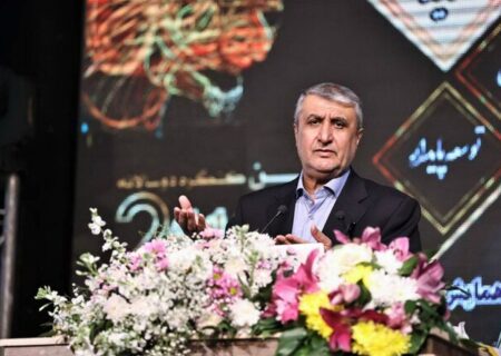 امروز وارد فاز سوم توسعه صنعت هسته‌ای می‌شویم