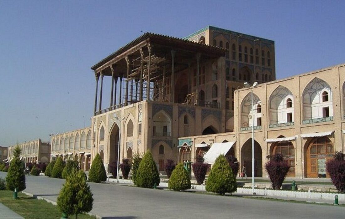 تعطیلی موزهها و اماکن تاریخی در دوم فروردین ۱۴۰۴