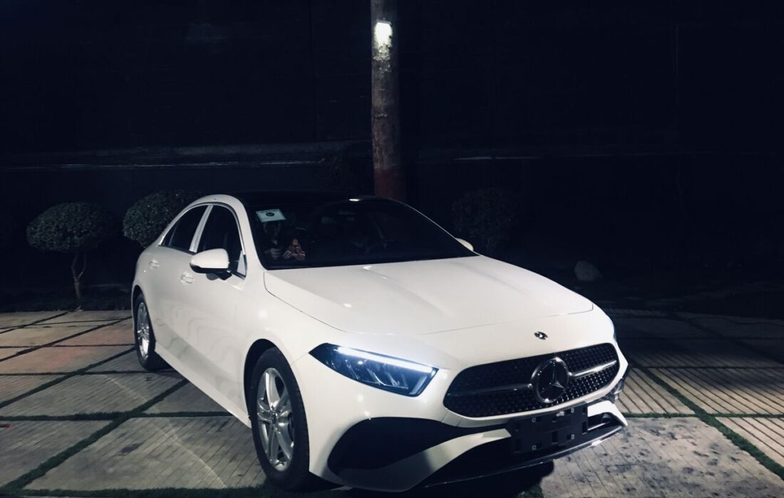 اولین خودروی وارداتی پلاک شده جانبازان رونمایی شد