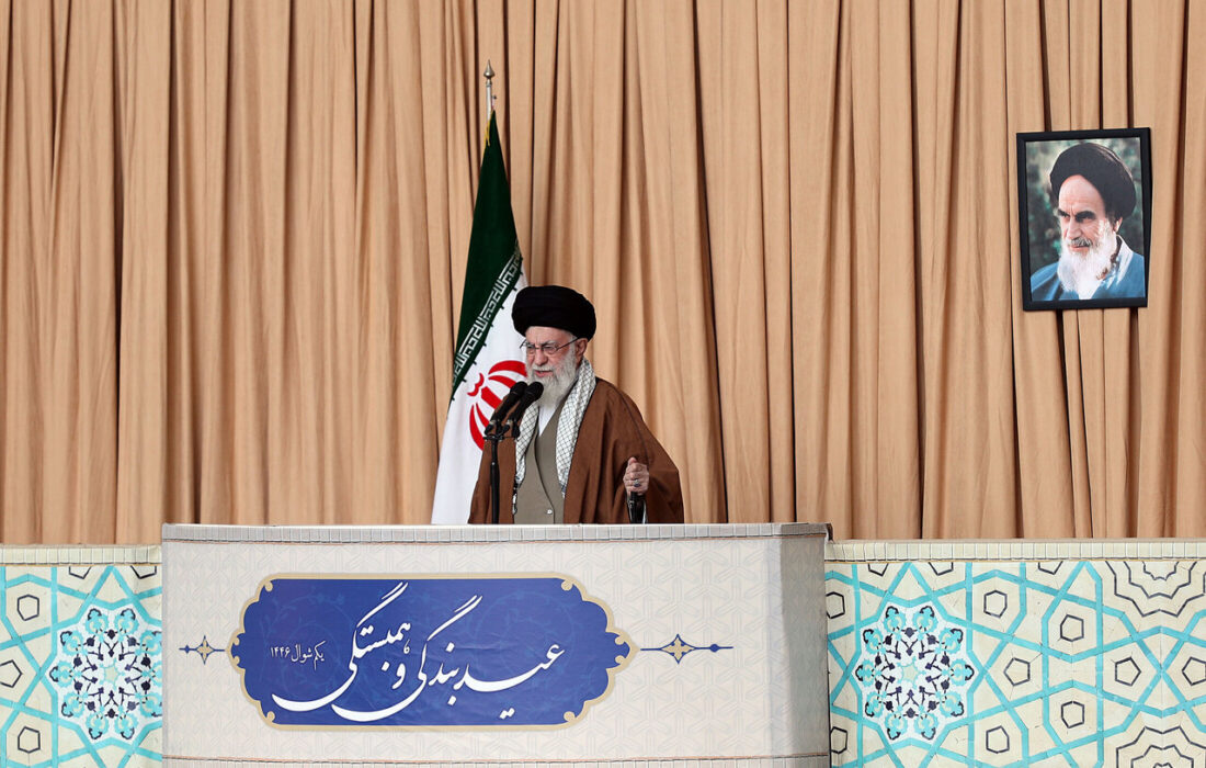 رهبر معظم انقلاب: ماه رمضان یک پدیده توحیدی است