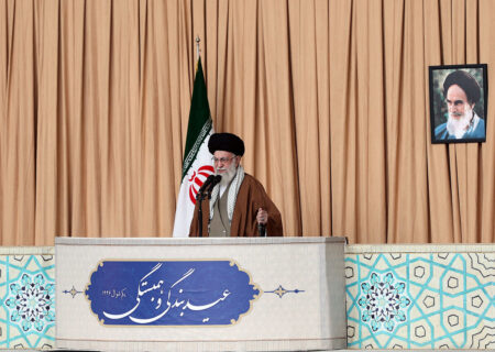 رهبر معظم انقلاب: ماه رمضان یک پدیده توحیدی است