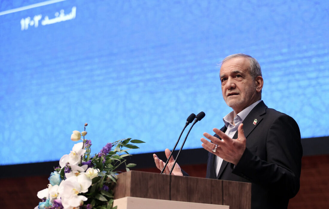 رئیس جمهور: باید جلوی توسعه بی رویه تهران گرفته شود