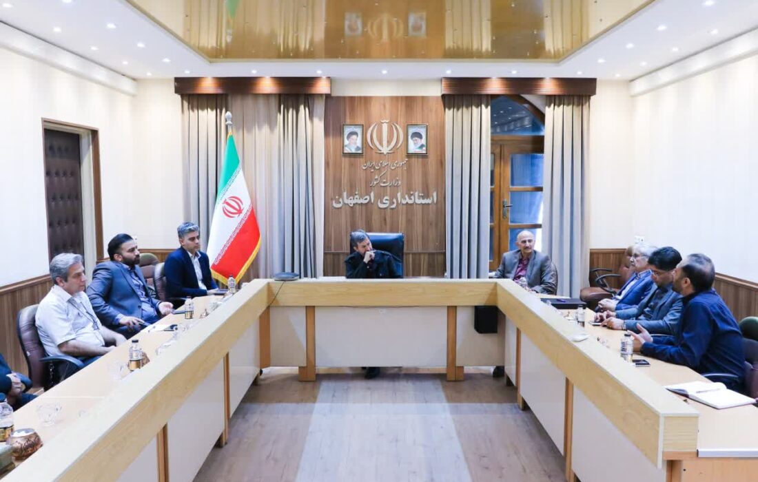 بررسی مشکلات نیروگاههای مقیاس کوچک در استان اصفهان