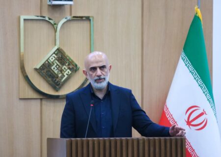 دعوت گلخانه‌داران اصفهان برای استفاده از فناوری‌های ویژه در توسعه کشاورزی پایدار و هوشمند