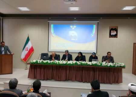 سرپرست فرمانداری خوروبیابانک: بیابانک نیازمند توجه فوری به جاده‌ها و رفع محرومیت است