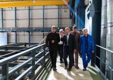 تلاش برای حل بحران برق و آب در اصفهان با توسعه سیکل ترکیبی و انرژی خورشیدی