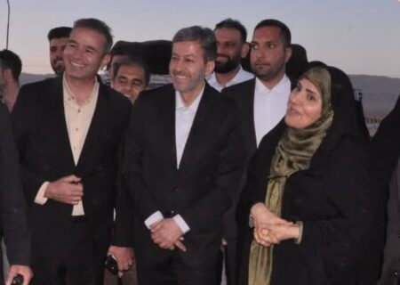 دیدار وزیر راه و شهرسازی با مردم نایین