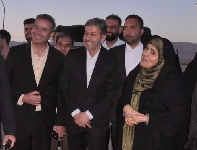 دیدار وزیر راه و شهرسازی با مردم نایین