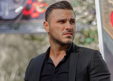 آرمین زارعی به روی صحنه باز خواهد گشت