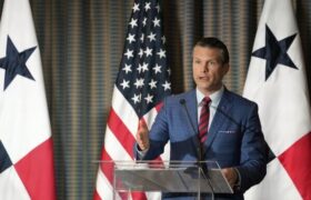 تشدید تنش وزیر دفاع آمریکا علیه ایران در آستانه مذاکرات عمان