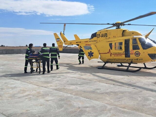 انتقال هوایی مصدوم ترافیکی از داران به اصفهان