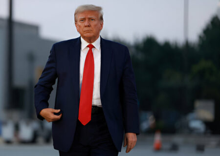 پیش‌بینی تصمیم نهایی ترامپ درباره ایران ممکن نیست