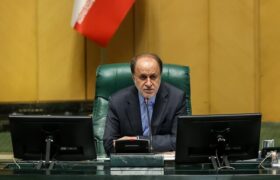 حاجی بابایی: مصوبات دولت در کمیته انطباق مجلس بررسی می شود