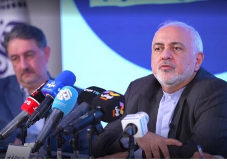 در رابطه با روسیه از عشق و نفرت‌ احساسی پرهیز کنیم