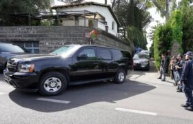 عکاسی یا علافی؟