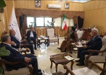 مومنی: جلسات فصلی با وزرای پیشین کشور با دستور کار مشخص ادامه می‌یابد