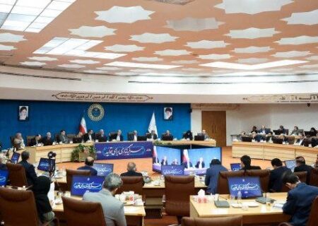 تشریح برنامه‌های دولت برای تحقق شعار سال با تاکید بر توسعه متوازن استان‌ها