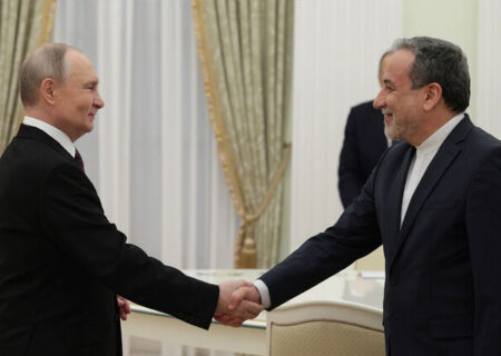 عراقچی: شنبه با جدیت در مذاکرات حاضر خواهیم شد