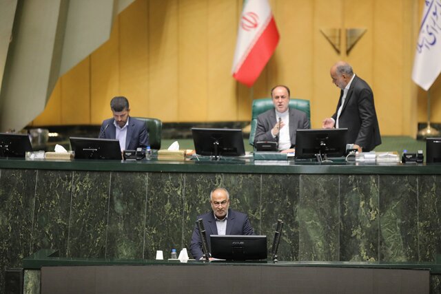 فرمایشات رهبری در مذاکره با آمریکا فصلالخطاب باشد