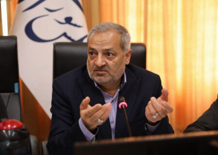 کاظمی: سالانه ۱۶۰ میلیون جلد کتاب درسی در کشور چاپ می‌شود