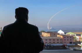 رهبر کره شمالی از اولین آزمایش ناوشکن جدید پنج هزار تنی بازدید کرد