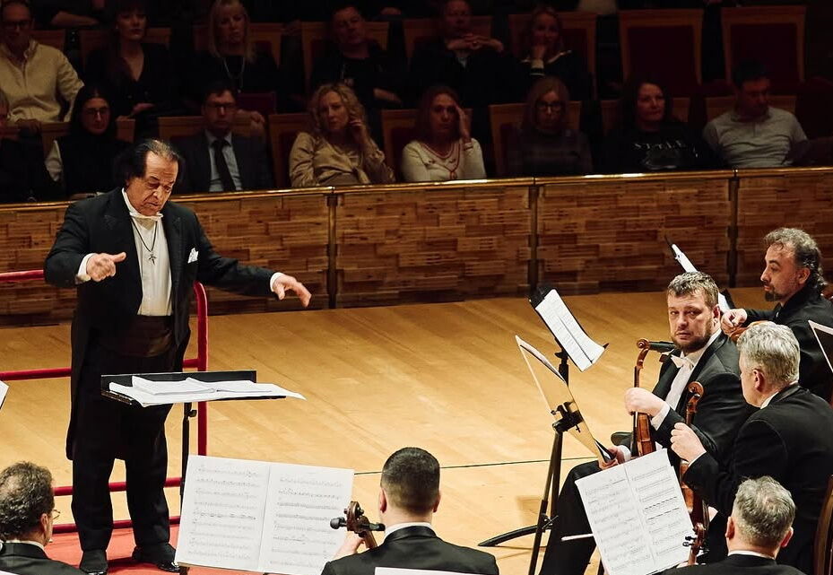 «کنسرتو پارسی» به روی صحنه خواهد رفت