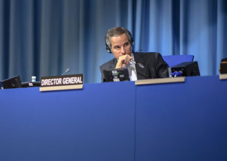 گروسی: همکاری ایران با آژانس یک الزام است