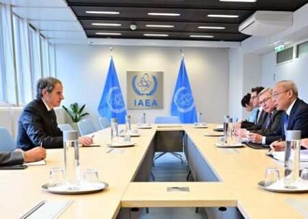 حل پرونده هسته‌ای ایران فقط از مسیر دیپلماسی ممکن است