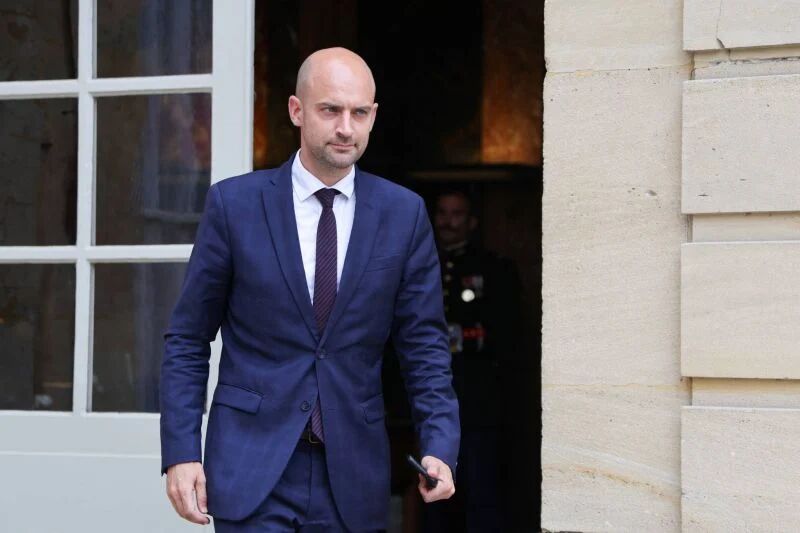 وزیر خارجه فرانسه: پوتین تنها مانع در مقابل صلح با اوکراین است